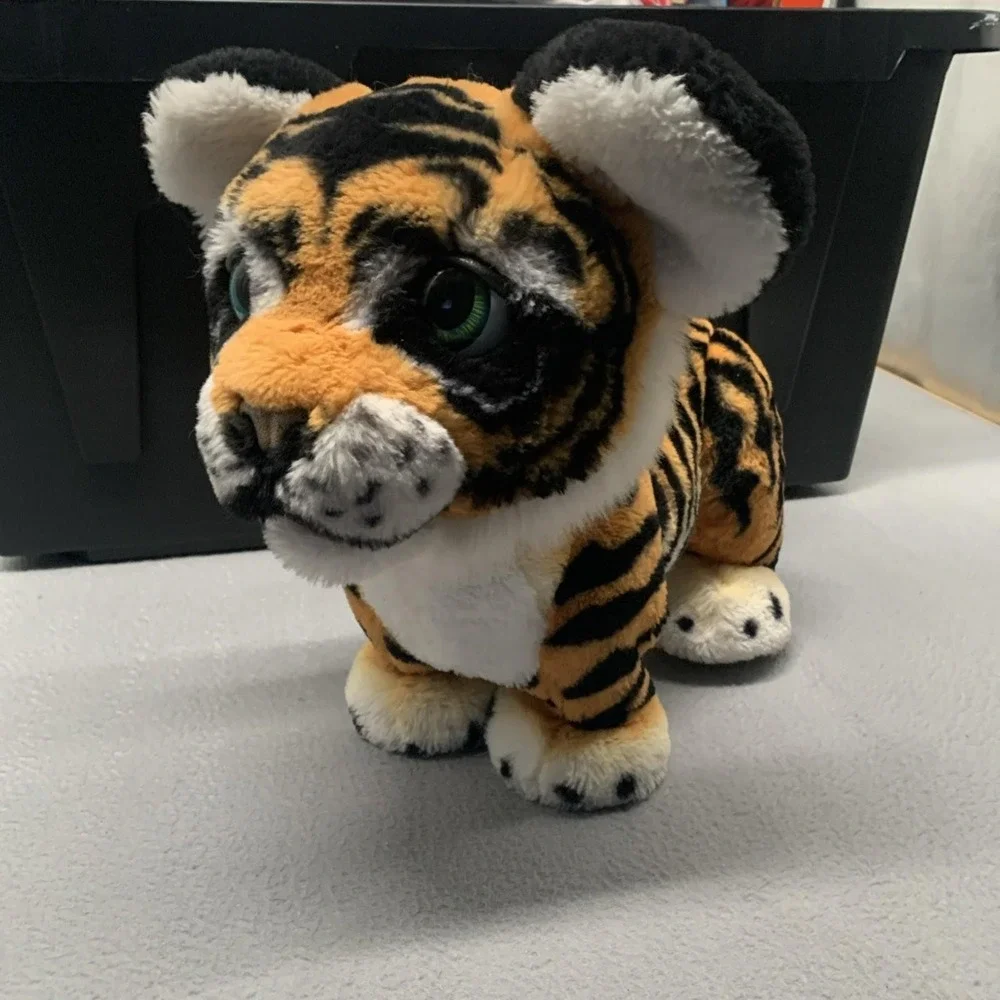 FurREAL Friends ROARING TYLER The Playful TIGER Interactive Plush WORKS GREAT